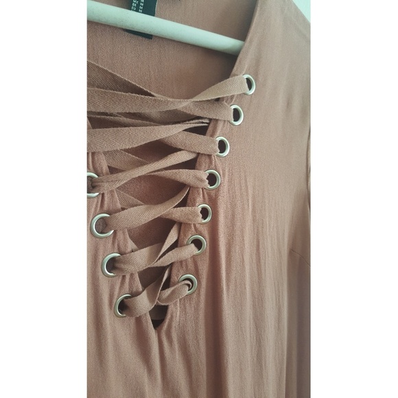 Dusty Pink Lace-Up Dress - Picture 3 of 5